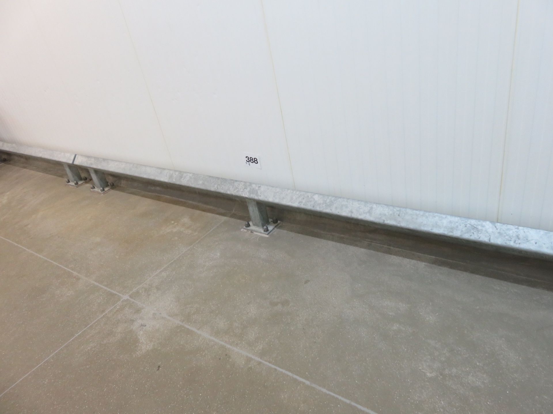 Bumper Bars: 2400mm long; 1000mm long; 5 x 4000mm long. Lift out charge £80