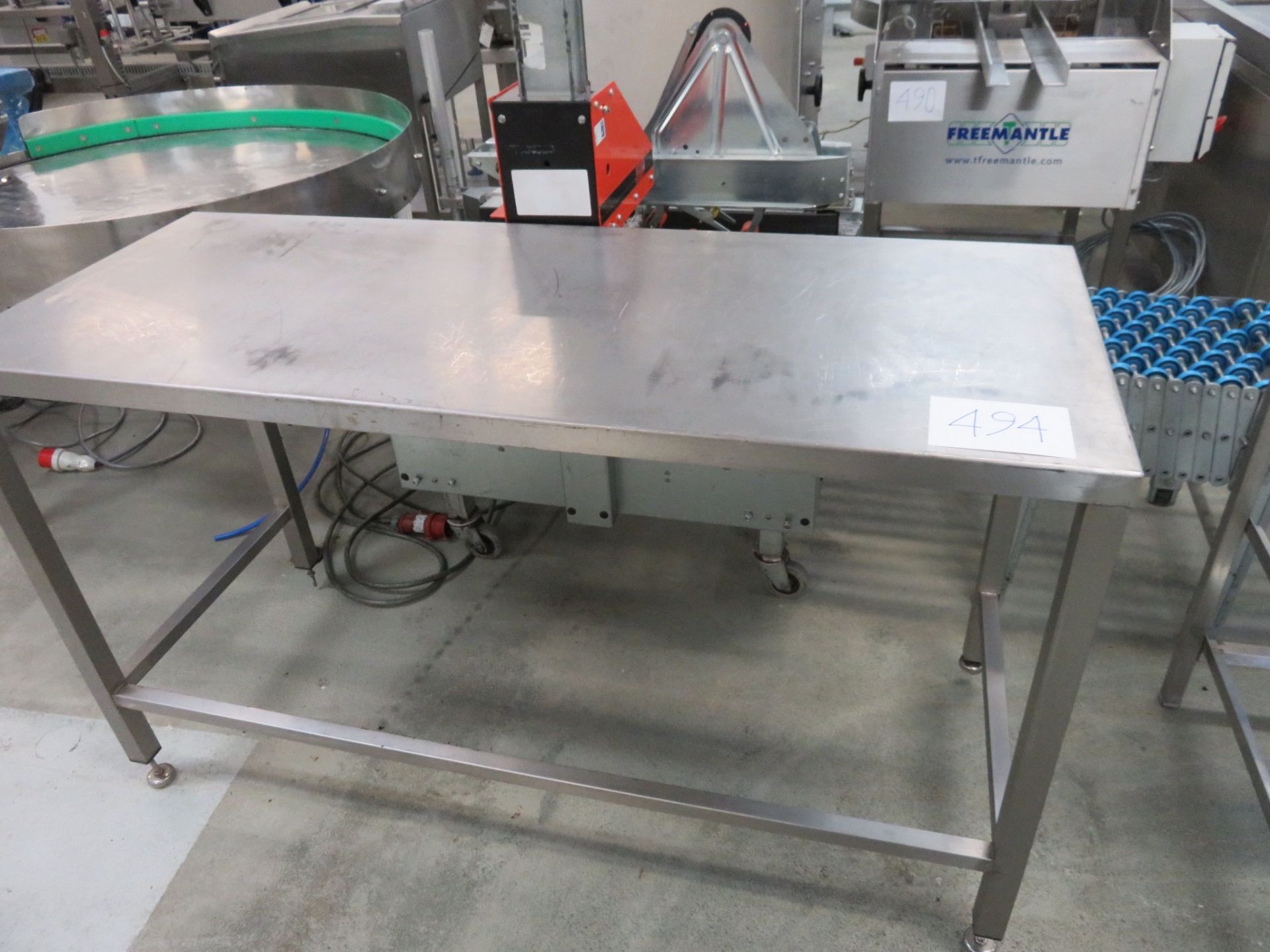 S/s Table 1500mm x 600mm. Lift out charge £10 - Bild 2 aus 2