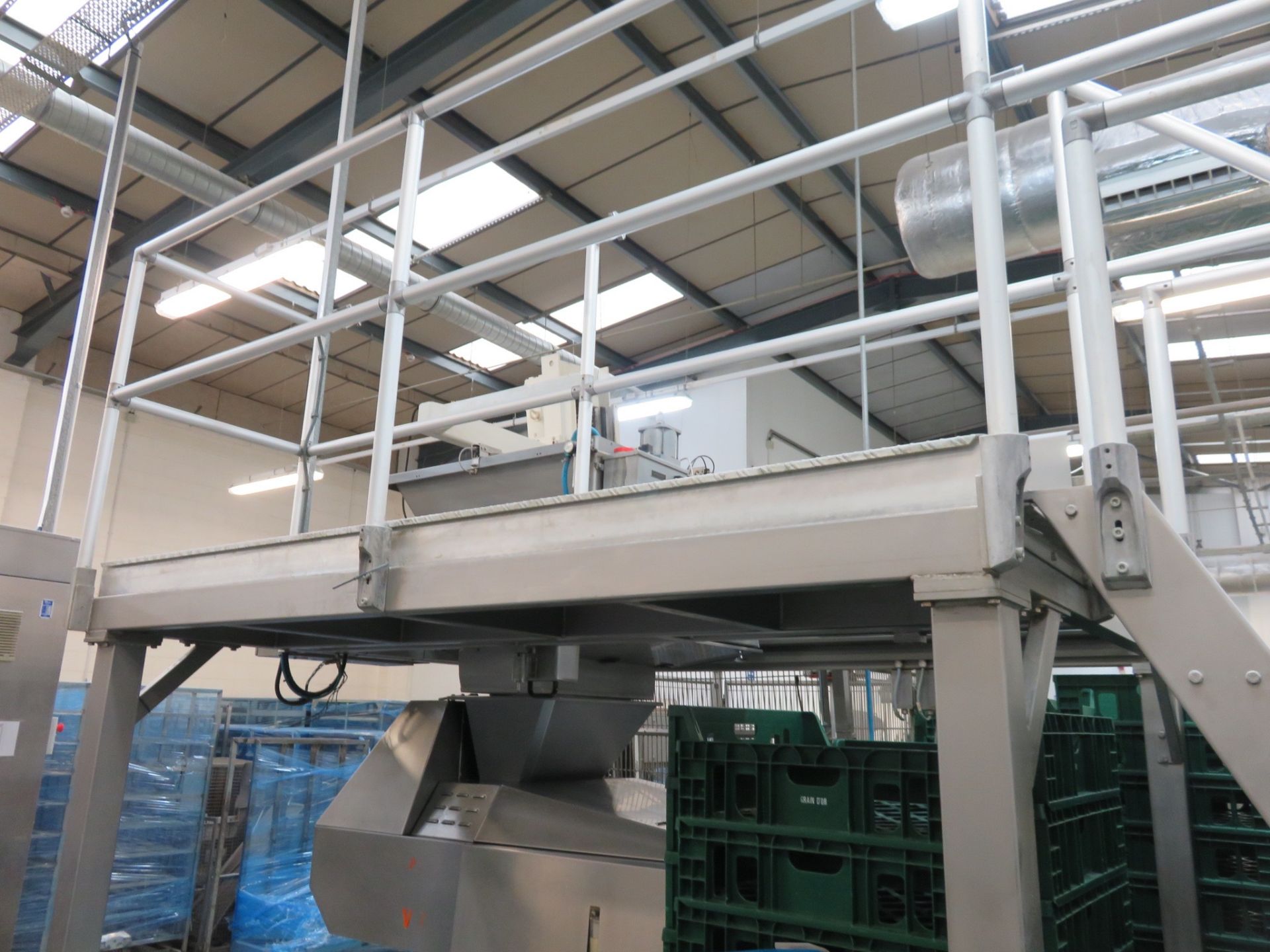 WP Haton Divider with gantry. V700. Lift out charge £300 - Image 6 of 6