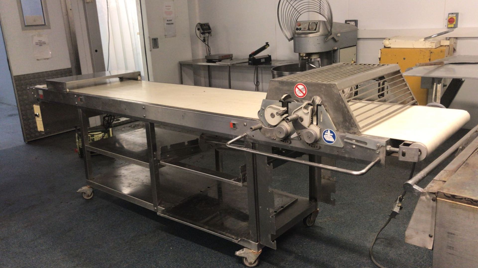 Rondo Cutting station for Samosa. 3.5 long x 650mm wide - Image 3 of 3