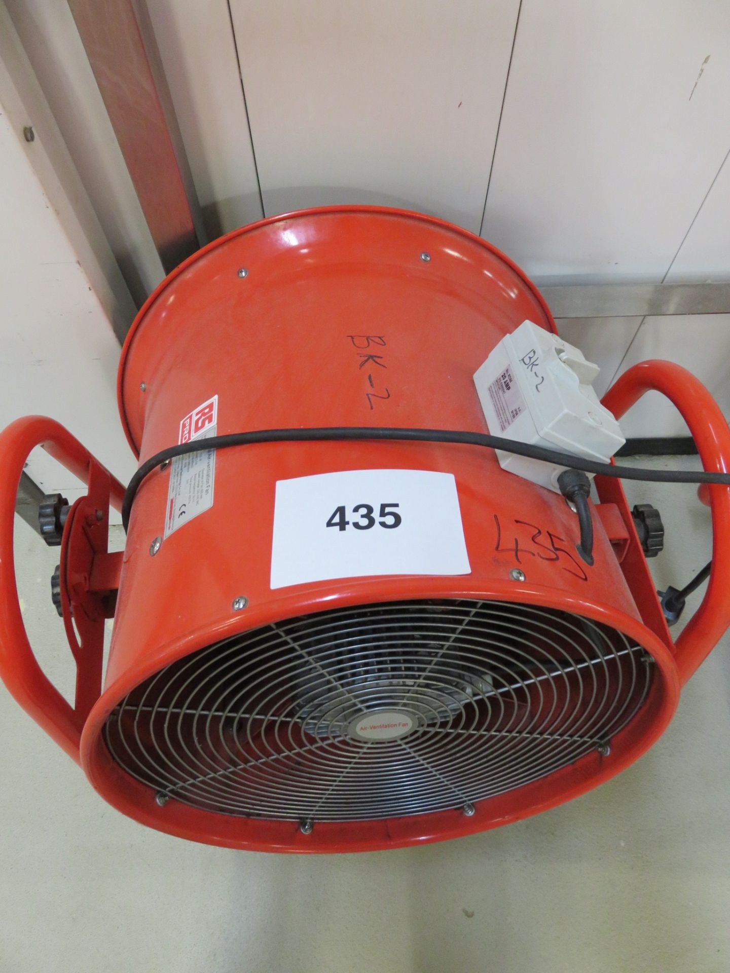 RS Pros Axial Air ventilation Fan. Mobile. Lift out charge £10