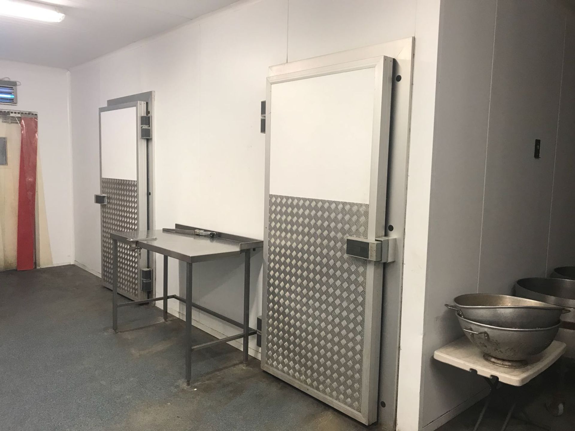 2 x door chiller with divide in the middle