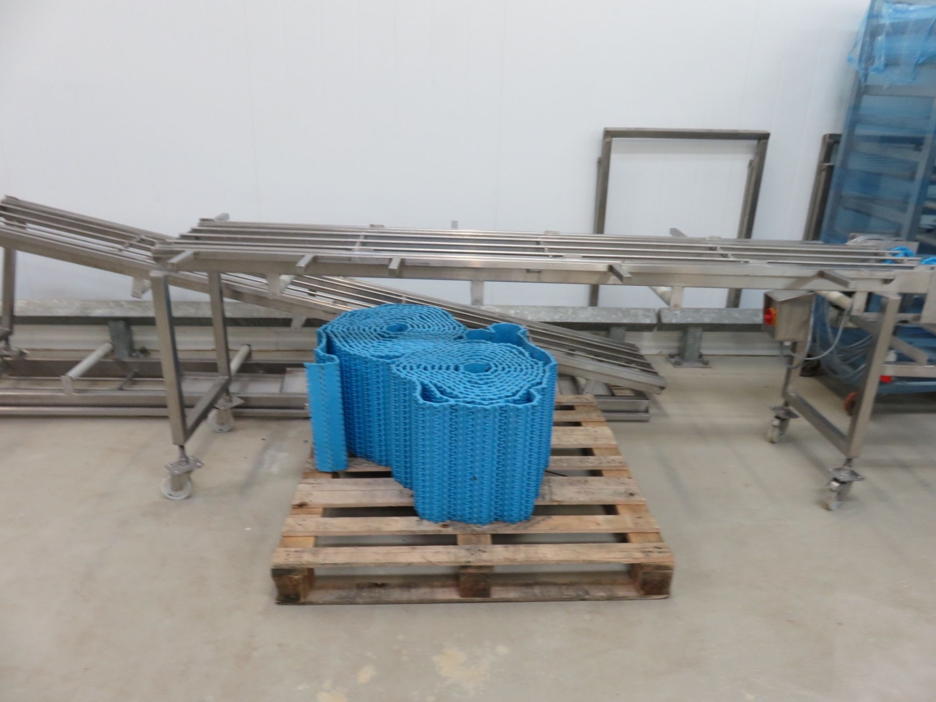 Conveyor 400mm wide belt with 4 x section lengths approx.. 2700mm each. Lift out £30