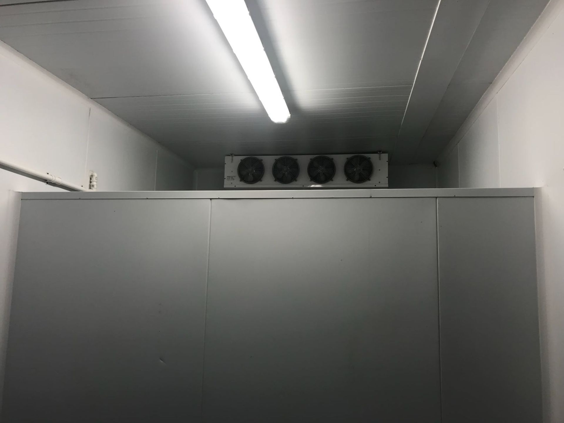 2 x door chiller with divide in the middle - Image 2 of 2