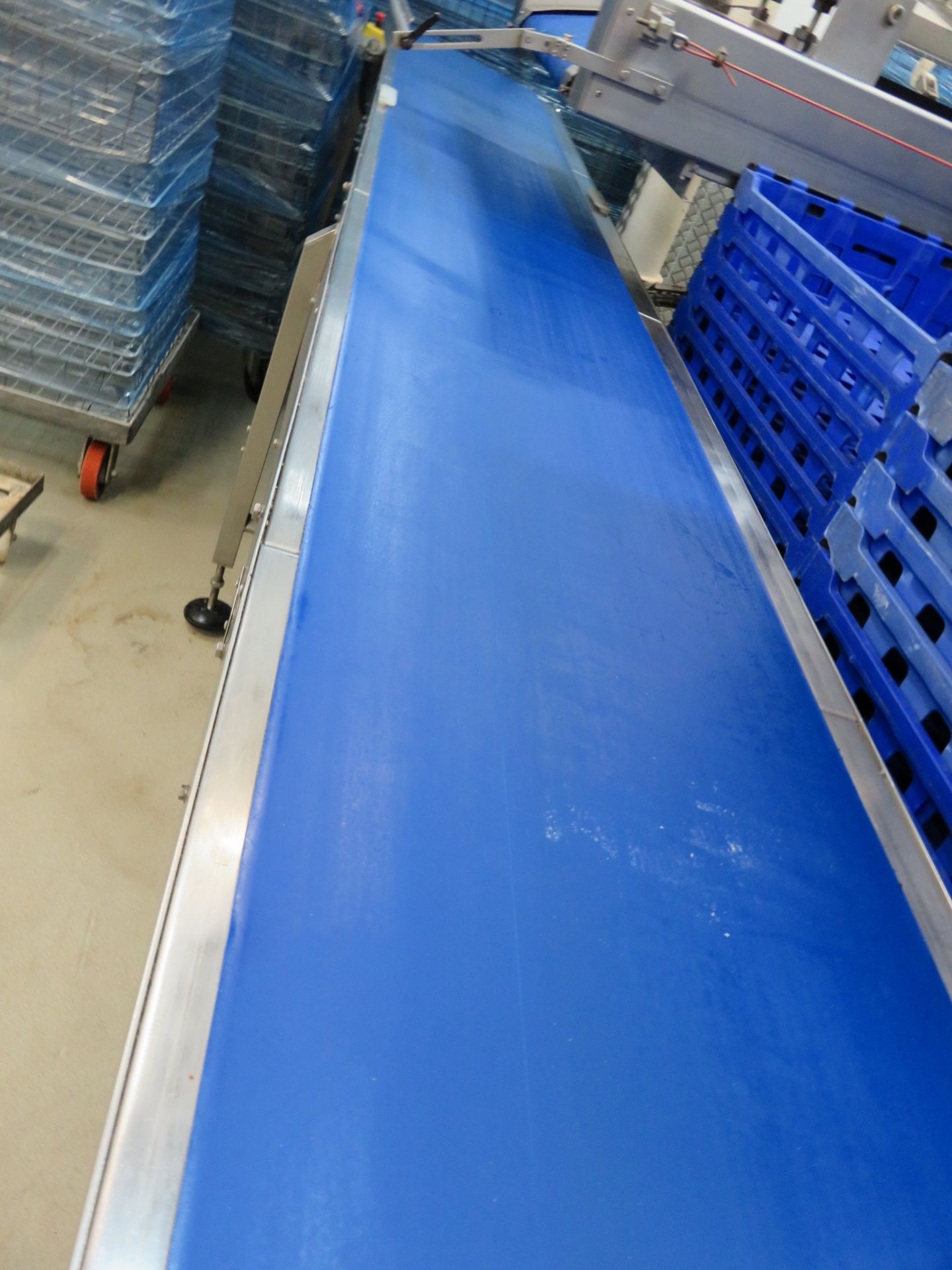 Rounder, Out feed Conveyor 2meter x 300mm wide. Lift out charge £200 - Bild 7 aus 7