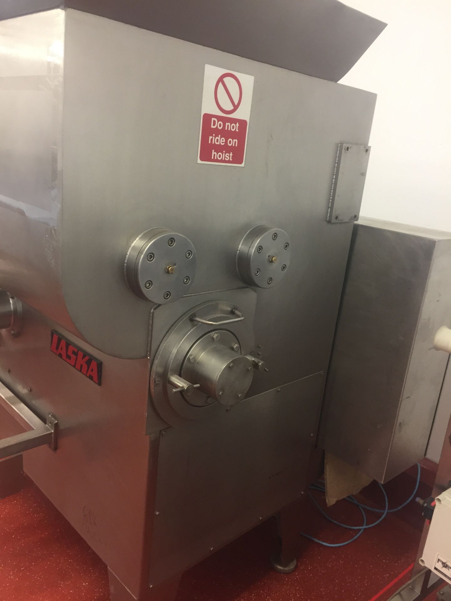 Laska cross feed Mixer Grinder. Model WMW1330. Totally S/s 400litre mixer/grind. Lift Out £60 - Image 2 of 10