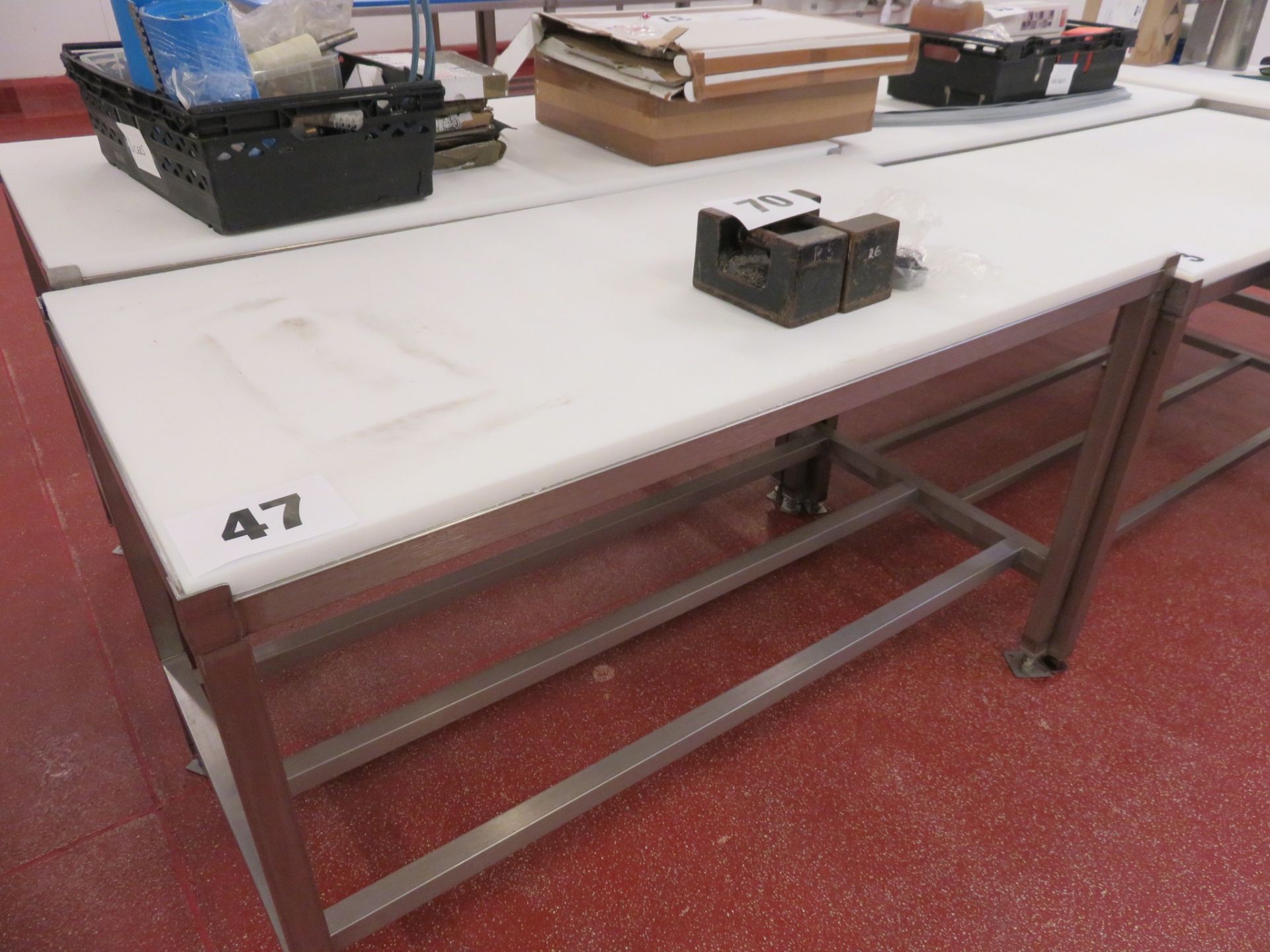 s/s Cutting Table. 1.5 metres long x 750mm wide. Lift Out £15