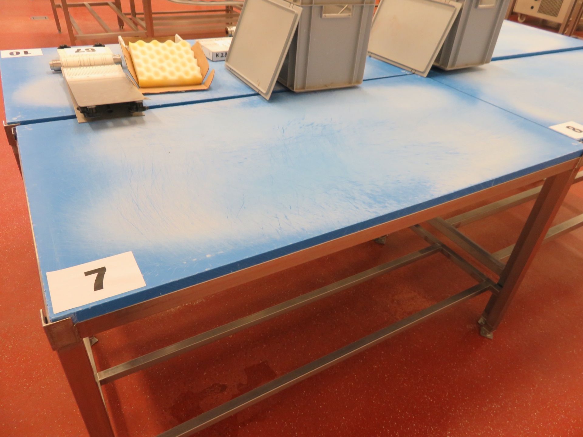 s/s Cutting Table. Approx. 1.5 Metres x 750mm. Lift Out £15