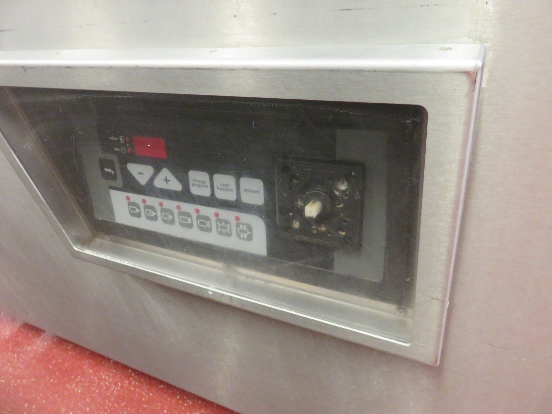 Turbovac Double chamber Vacuum Packer, model STE 1000. Twin Heat Bars. Lift Out £50 - Image 3 of 4