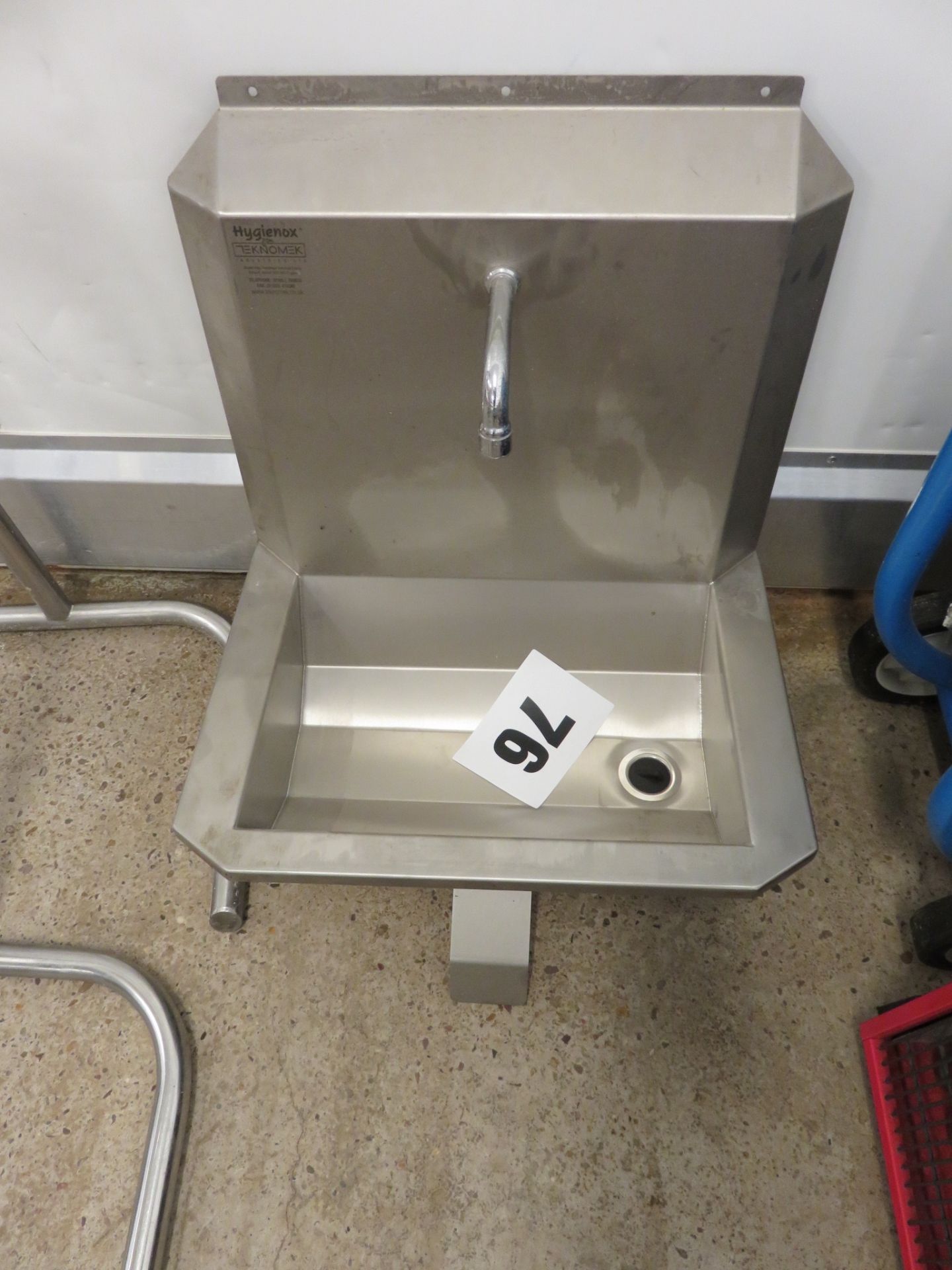 Knee operated S/s Sink. Brand New. Lift Out £10