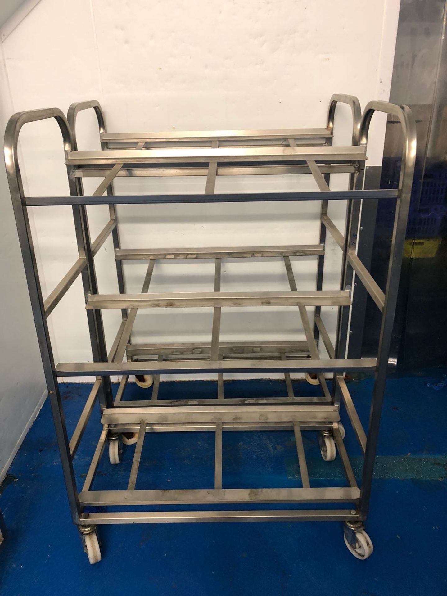 Mobile S/S trolley on wheels. LO £10