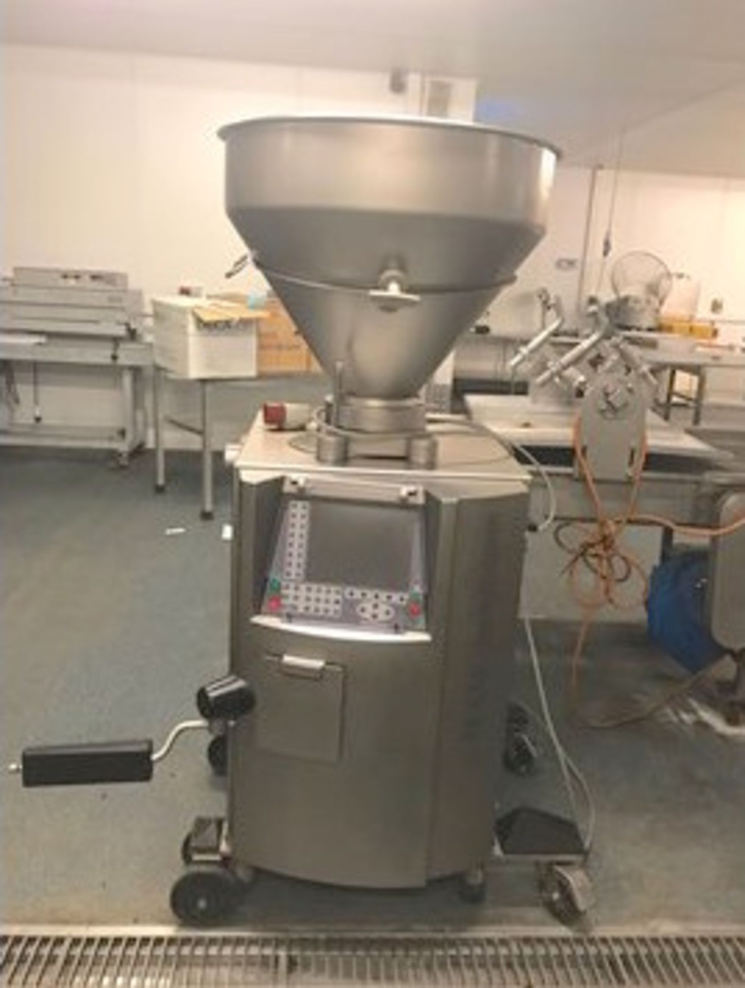 samosa 610 vacuum filler with 4 lane depositor and wire mesh conveyor.LO£150 - Bild 3 aus 4