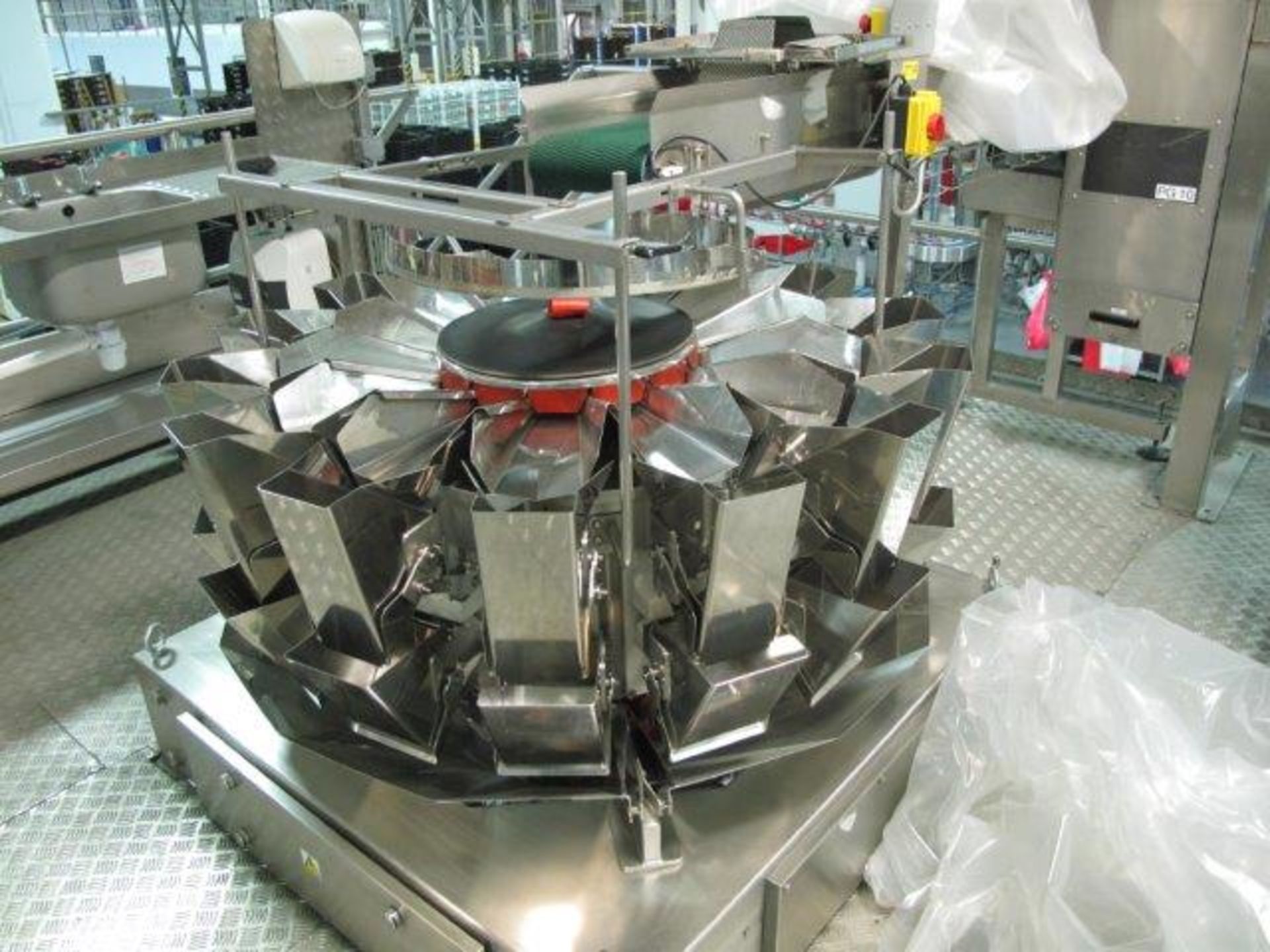 Yomato 14 Multi Head Weigher.Model ADW-514SV with gantry.Bucket elevator.conveyor belt infeed.LO£500 - Image 7 of 9