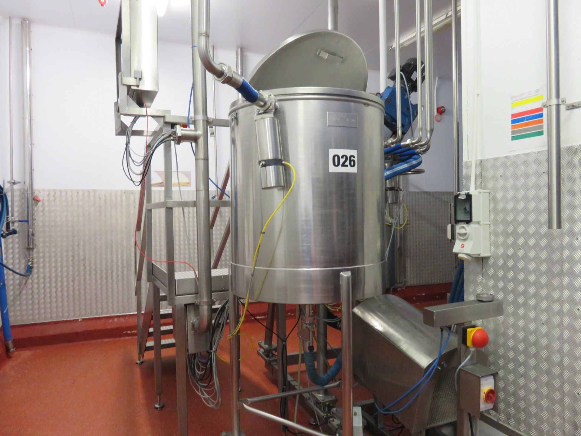 Mayonnaise Plant by Guisti S/s homogenising mixing tank & chill tank side wall scrape, skid LO £250