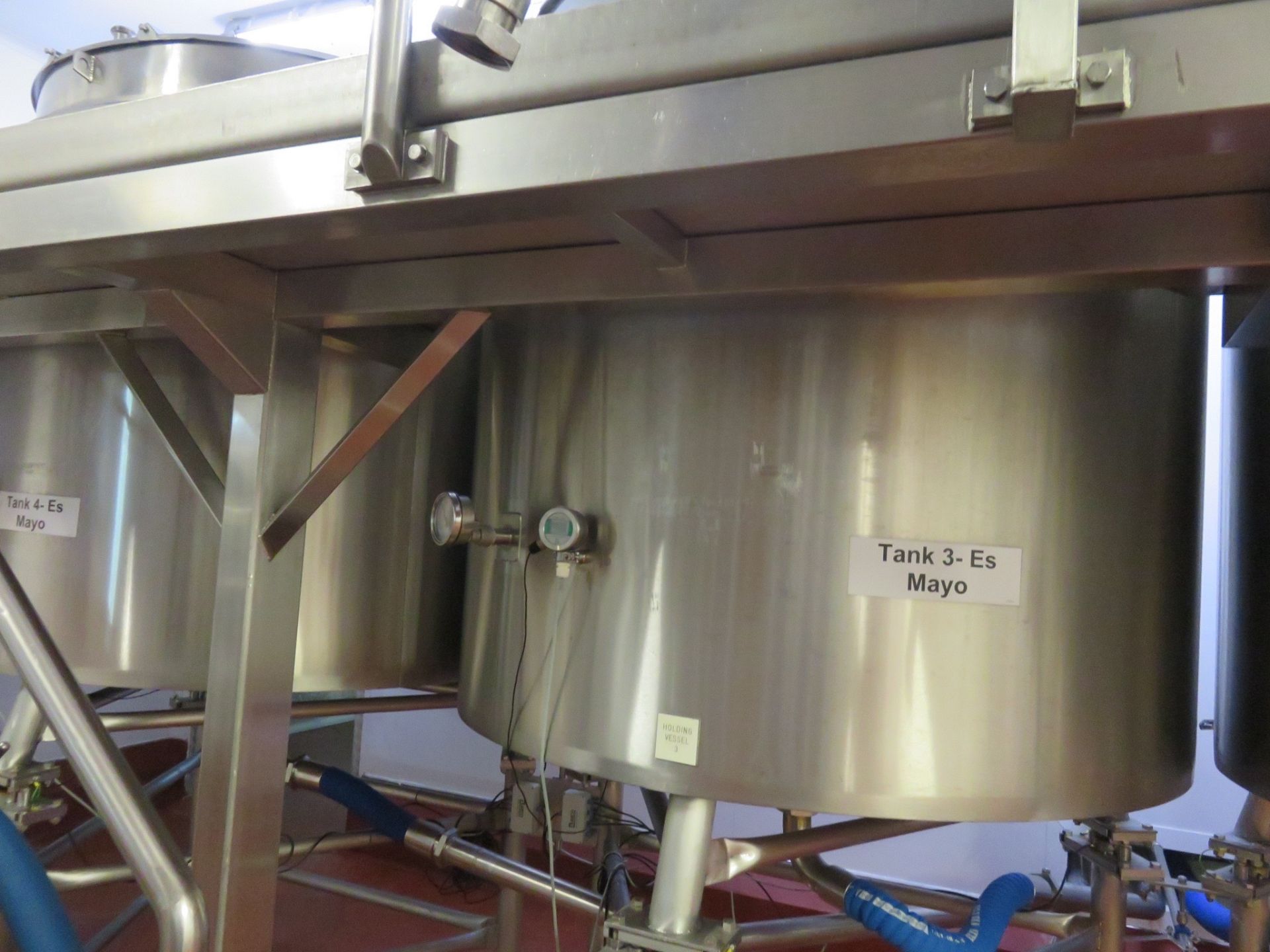 Mayonnaise Plant by Guisti S/s homogenising mixing tank & chill tank side wall scrape, skid LO £250 - Image 3 of 16