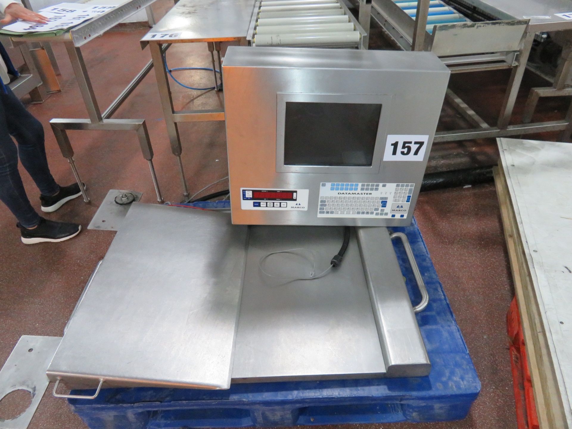 Marco Datemaster Platform Scale with ramp and wall mounted control panel. With tracking system.LO£20