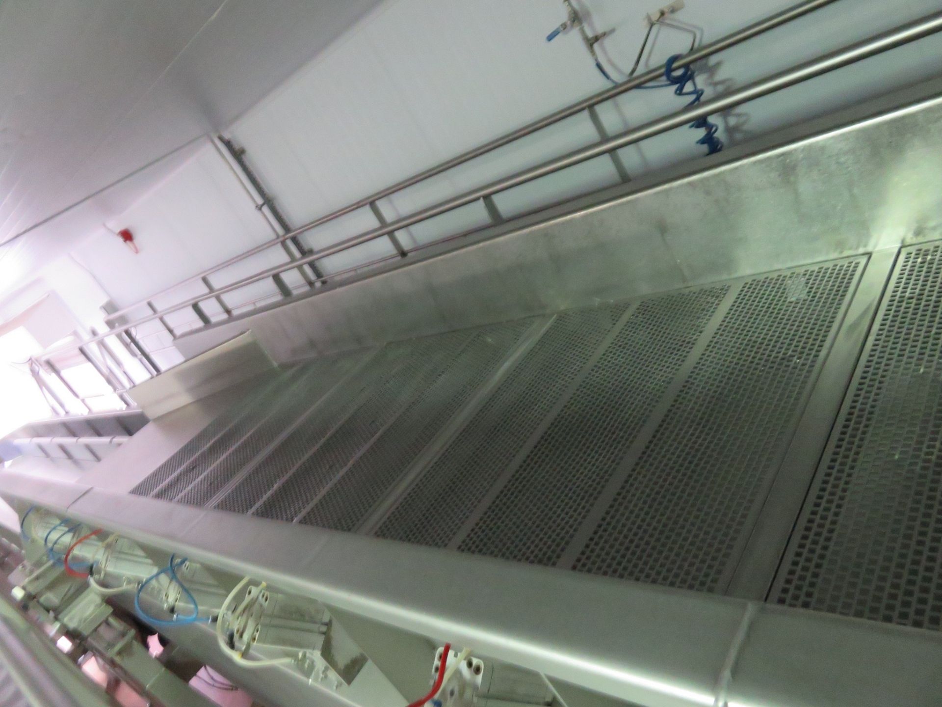 De-husking System by VTP (Vibtech Processing) (1) 5.5 meter long x 1 meter wide. Lift Out £780 - Image 3 of 18