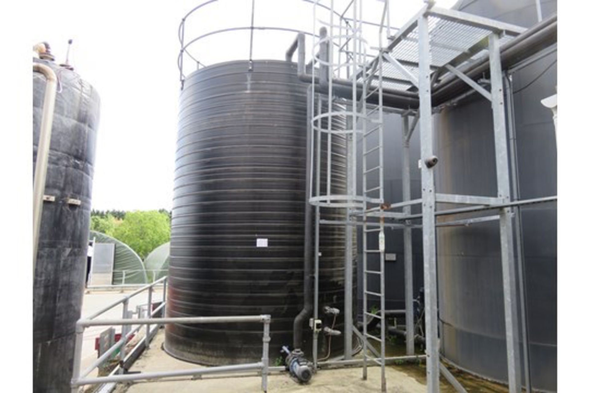 Tank 30,000 litre black plastic. Lift out £600