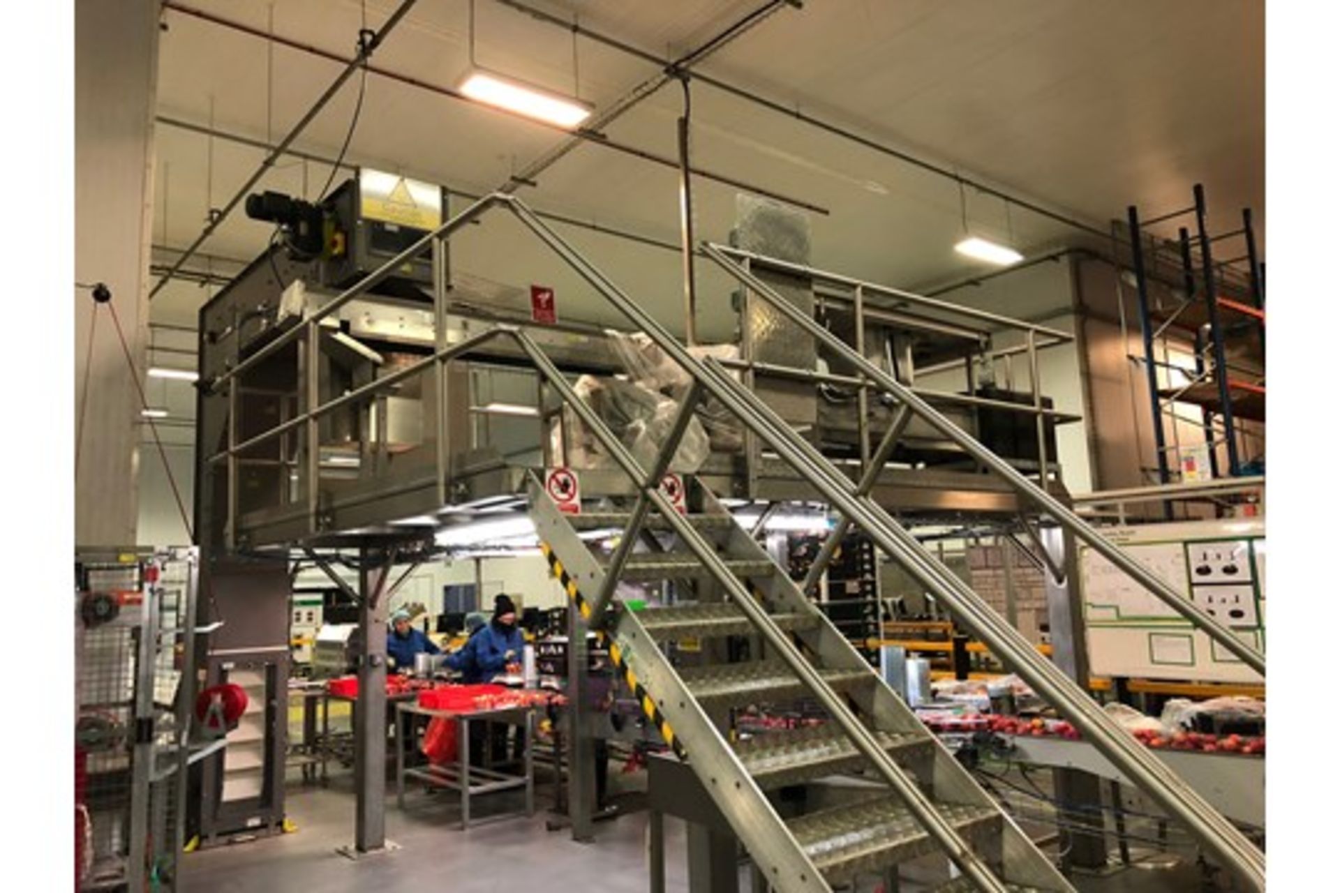 Yomato 14 Multi Head Weigher. Model ADW-514SV with gantry. conveyor belt infeed. - Bild 7 aus 9