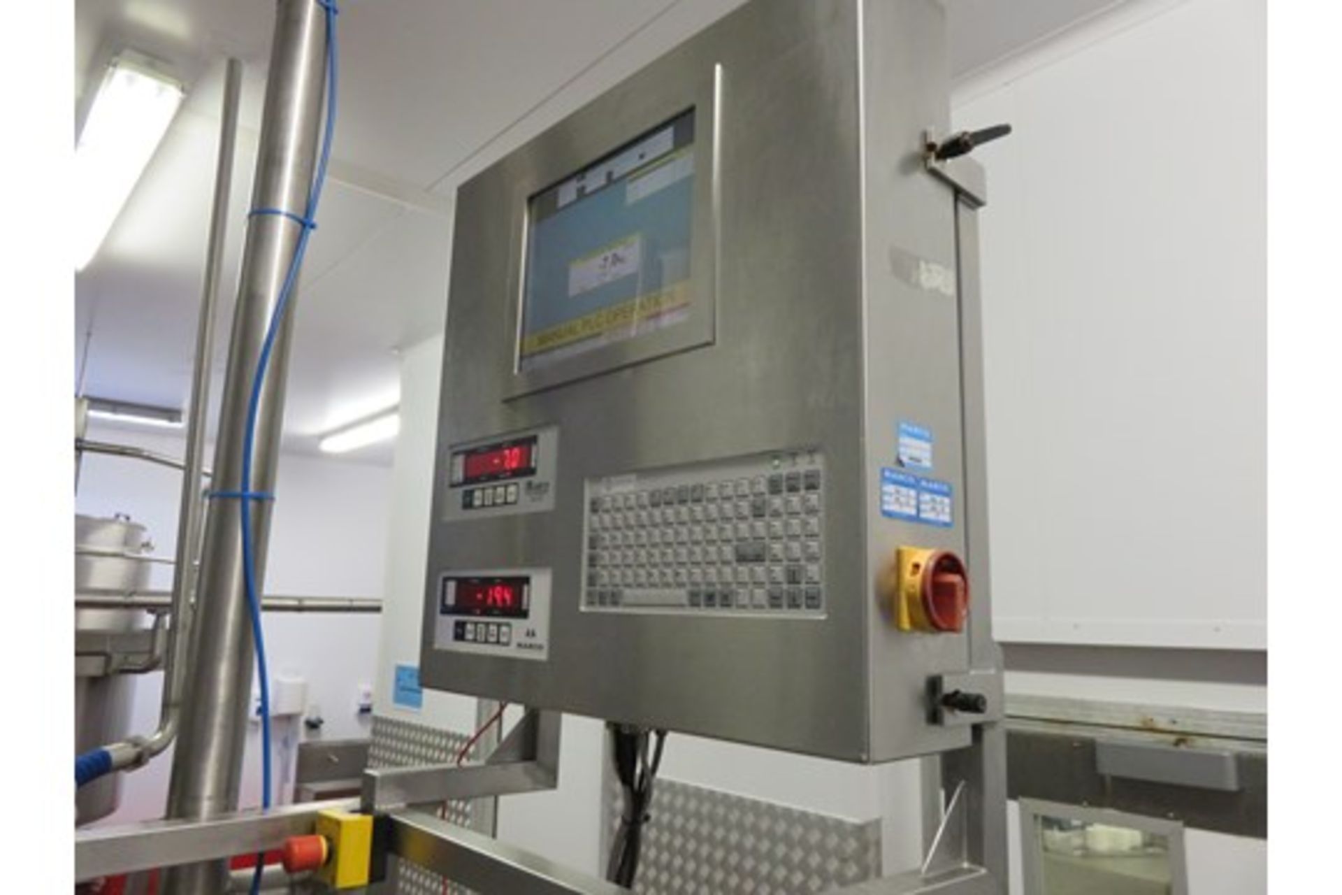 Complete mayonnaise by Guisti S/s homogenising mixing tanks with side wall scrape, skid mounted... - Image 5 of 10