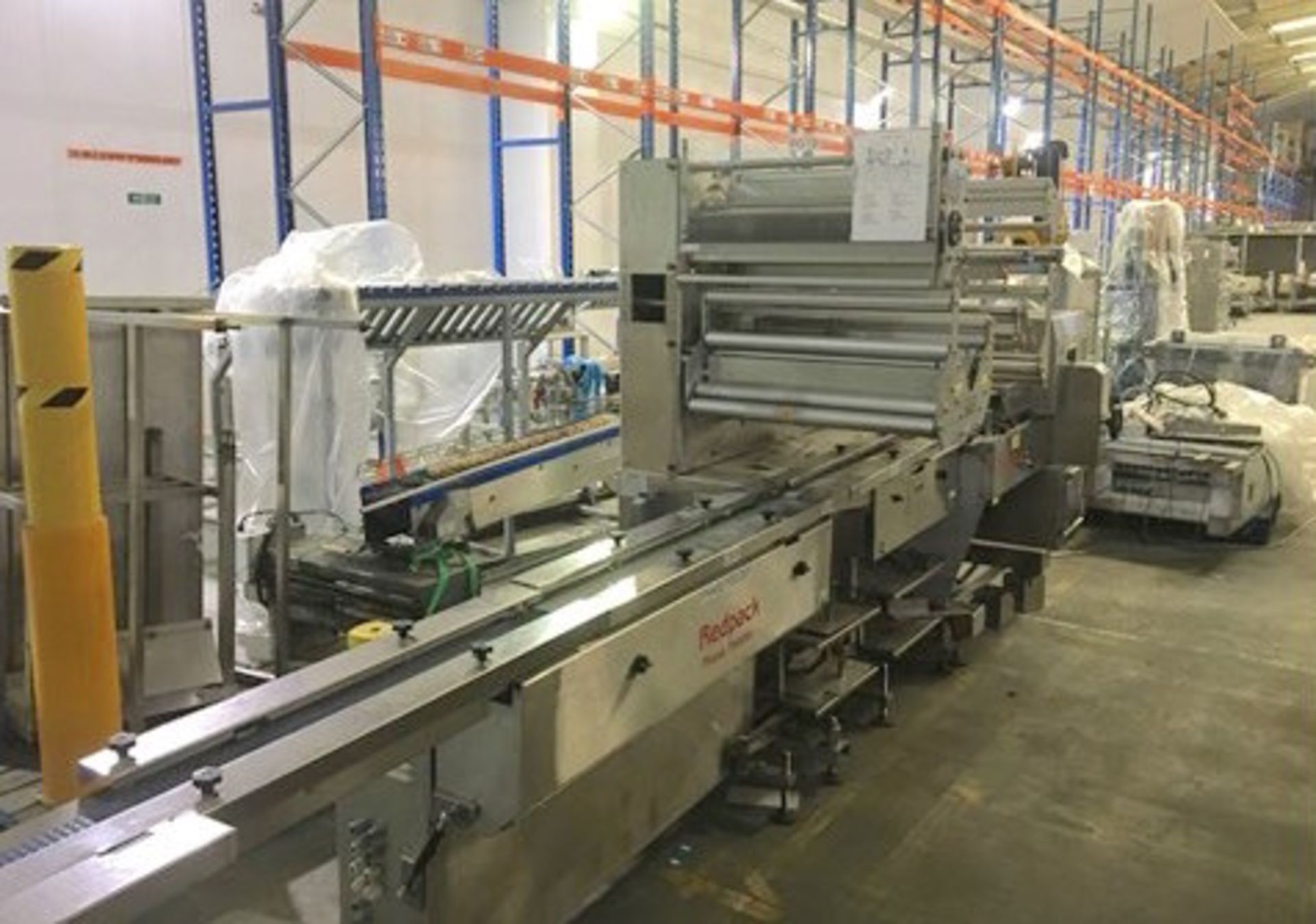 Redpack P325E Flow-wrapper with phase feeder, twin spooling, carry over system. PEC for pre printed. - Image 14 of 14