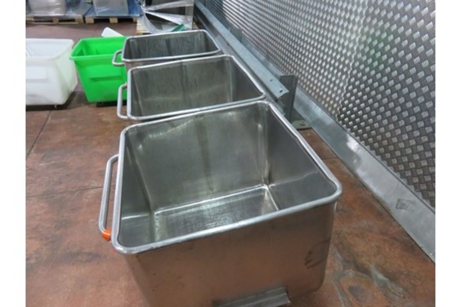 3 x S/s 200 litre Tote Bins. Lift Out £10 - Image 2 of 2