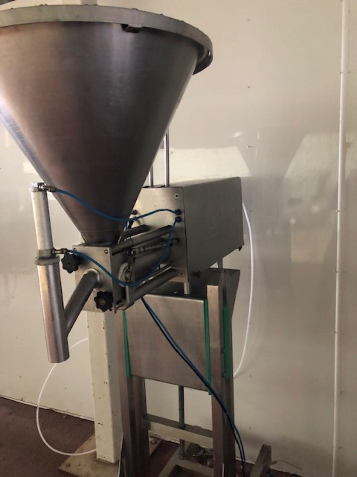 1 x Turbo DP150, Conical Hopper Rise and fall head. All S/s. D100P4512003 Mobile on wheels.