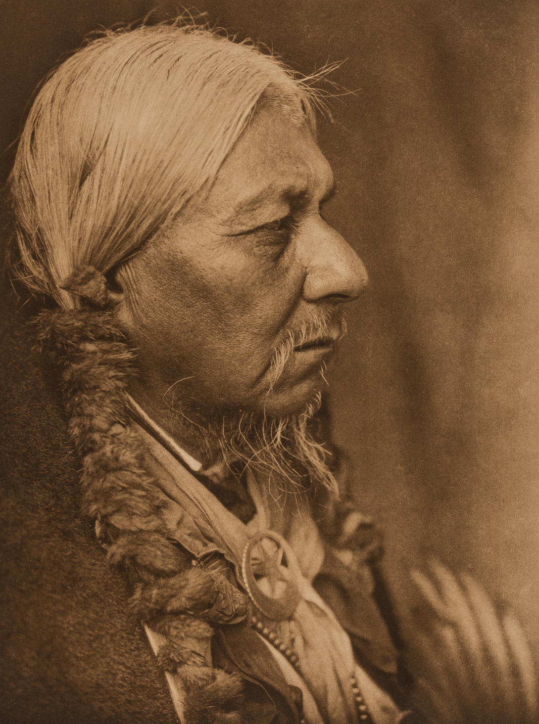 Edward S. Curtis (1868-1952) John Quapaw, Hunta Wakunta-Quapaw, Pl. 681, 1927