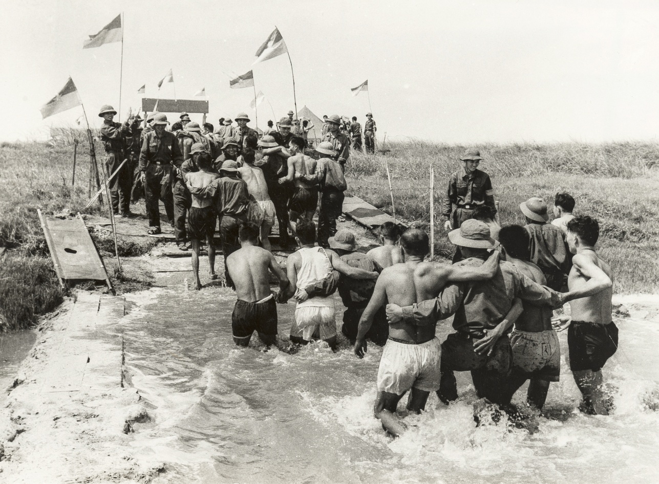 Unknown Photographer Vietnam War, 1960s - Image 9 of 9