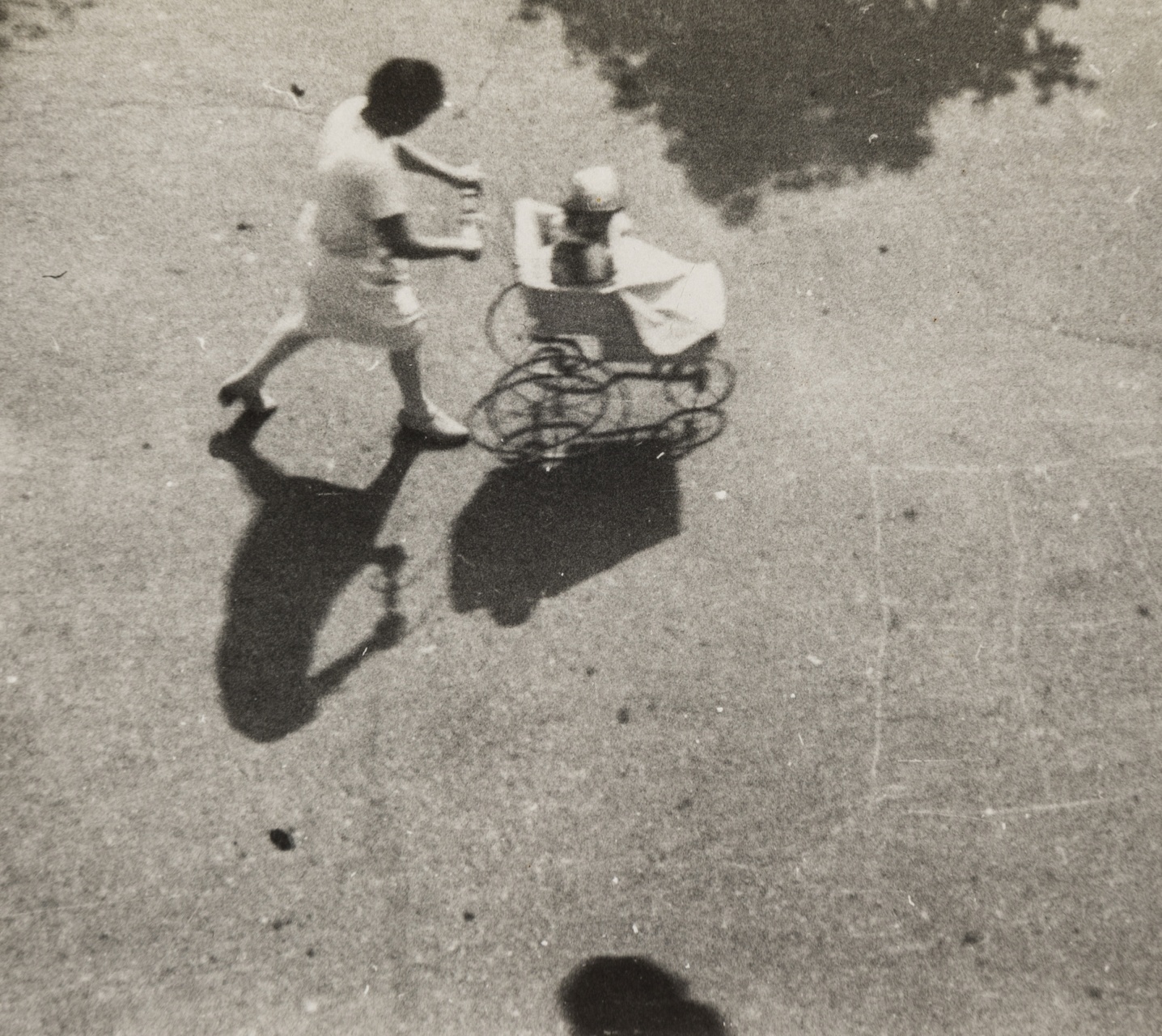 Alexander Rodchenko (1891-1956) Communal Kitchen (Petr Park), 1931; and three others - Image 2 of 4