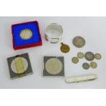 A mixed lot to include a silver Queen Mary & King George V Jubilee commemorative coin, Victorian