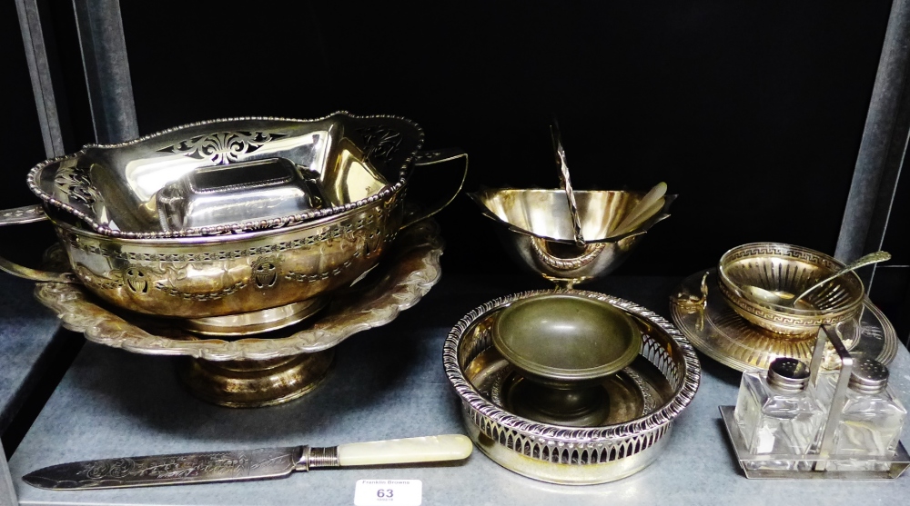 A mixed lot of Epns wares to include a butter dish, miniature entree dish and cover, swing handled