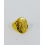 Gents 22 carat gold signet ring, UK ring size S, approx 19 grams