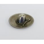 A novelty Mexican silver Sombrero hat with stylised repousee pattern, 5cm diameter