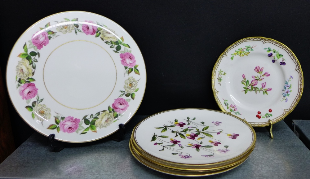 A set of four Spode 'Garden Flowers' porcelain cabinet plates to include 'Tulip', 'Meadow