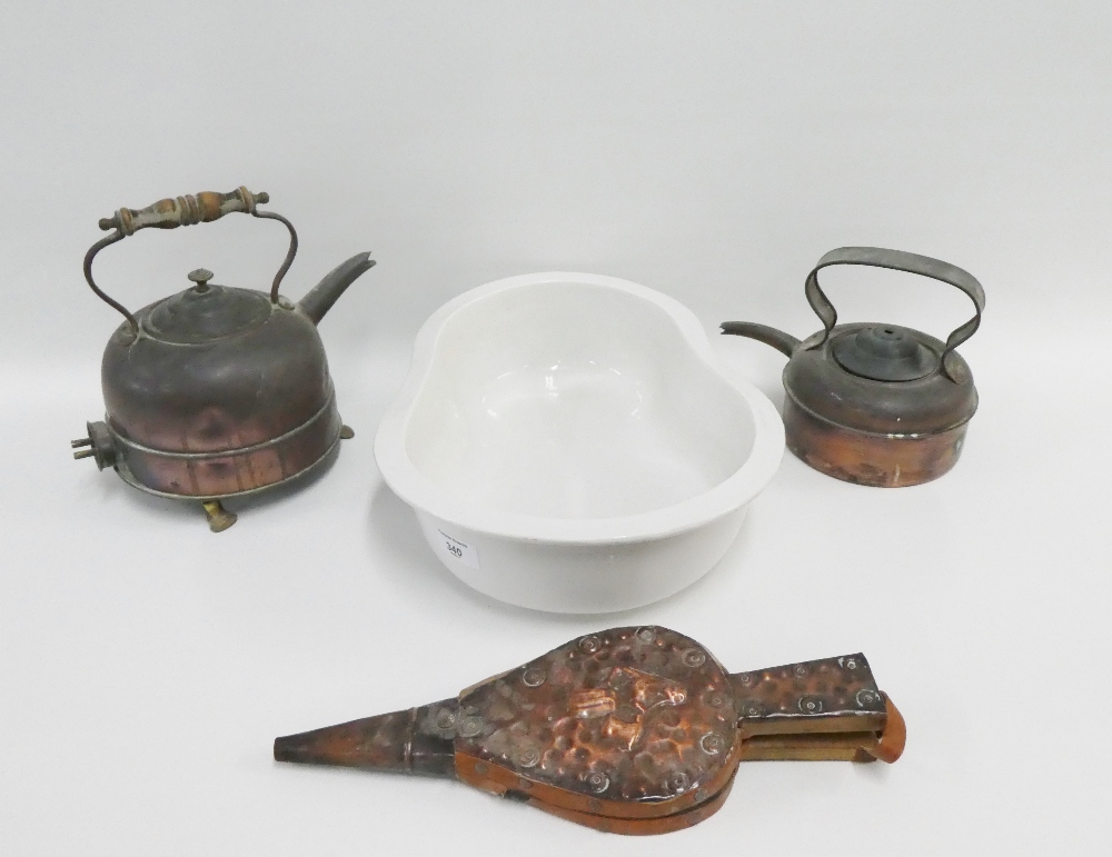 Mixed lot to include a ceramic bidet, bellows and two copper kettles, (a lot)