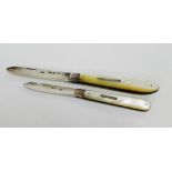 Two mother of pearl and silver fruit knives (2)