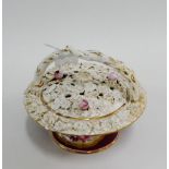 Worcester pot pourri basket, the puce ground with two floral reserves and encrusted flowers (cover