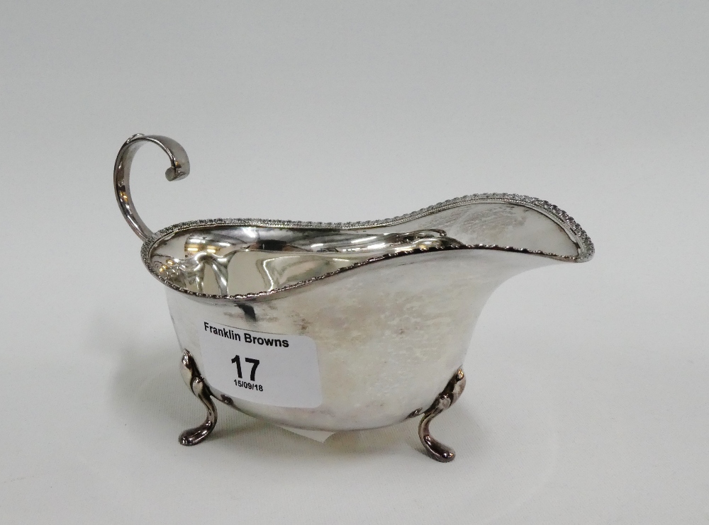 George VI silver sauceboat by William Suckling Ltd, Birmingham 1939, 16cm long