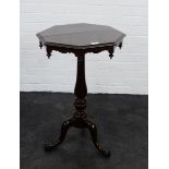 Mahogany octagonal occasional table on a baluster column and tripod support , 71 x 45cm