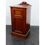 Mahogany ledgeback bedside cupboard, 86 x 43cm