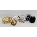 Mixed lot of 19th and 20th century pottery to include a teapot, jug, sucrier, and style porcelain