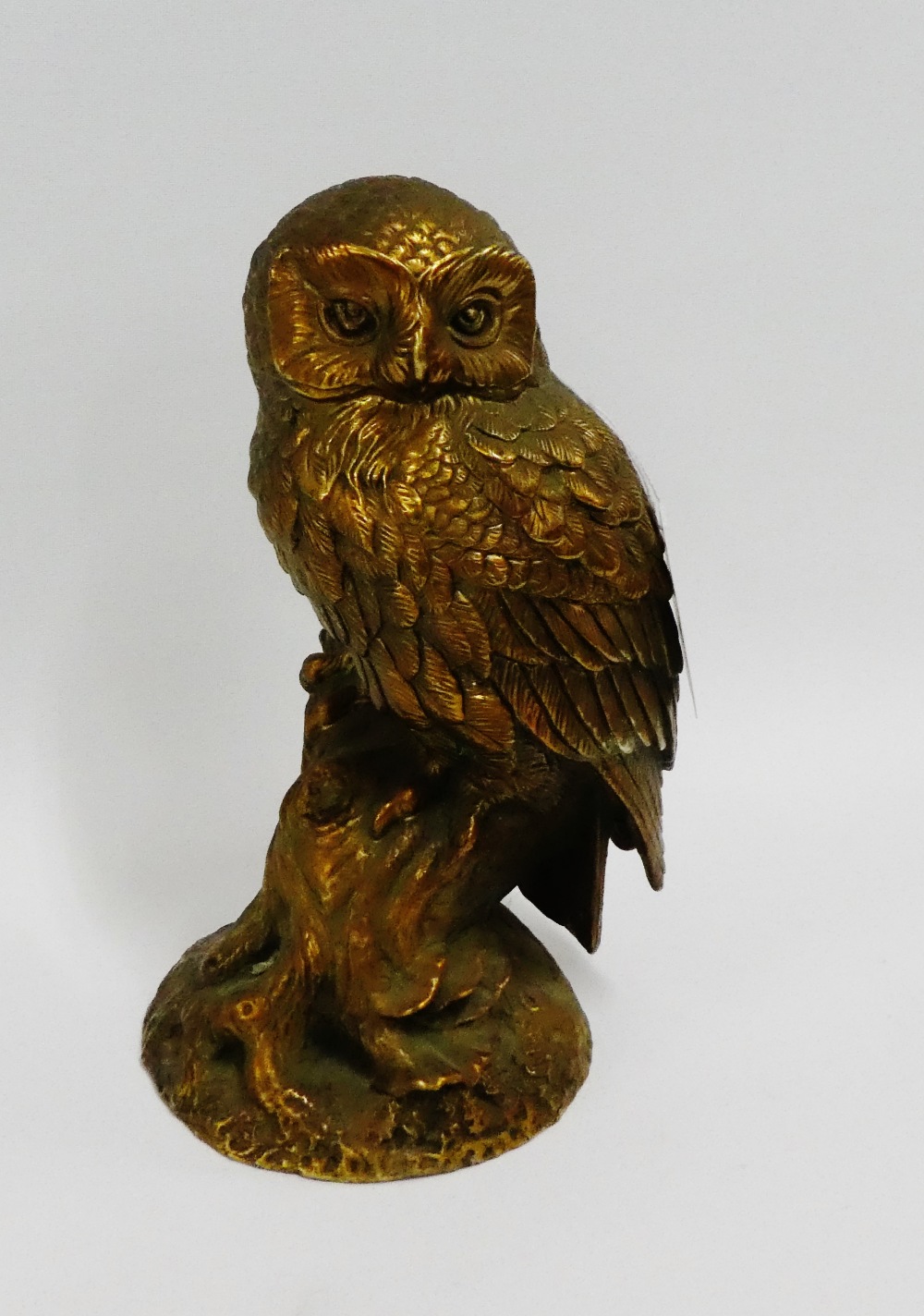 Heavy brass figure of an Owl, 21cm high