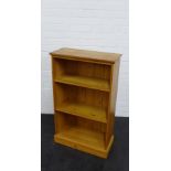 Pine open bookcase of small proportions, 94 x 66cm