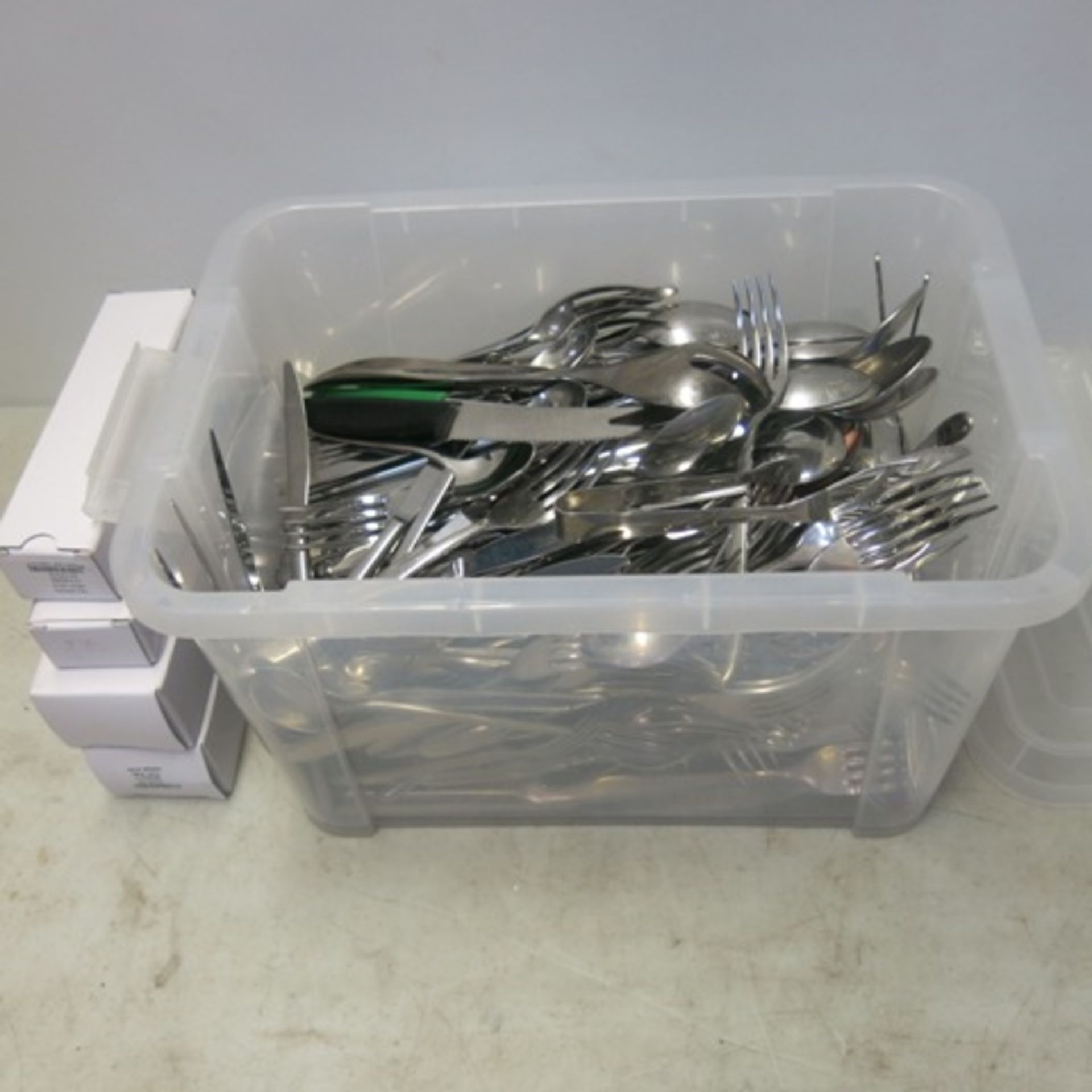 Quantity of Cutlery to Include; Knives, Forks & Spoons