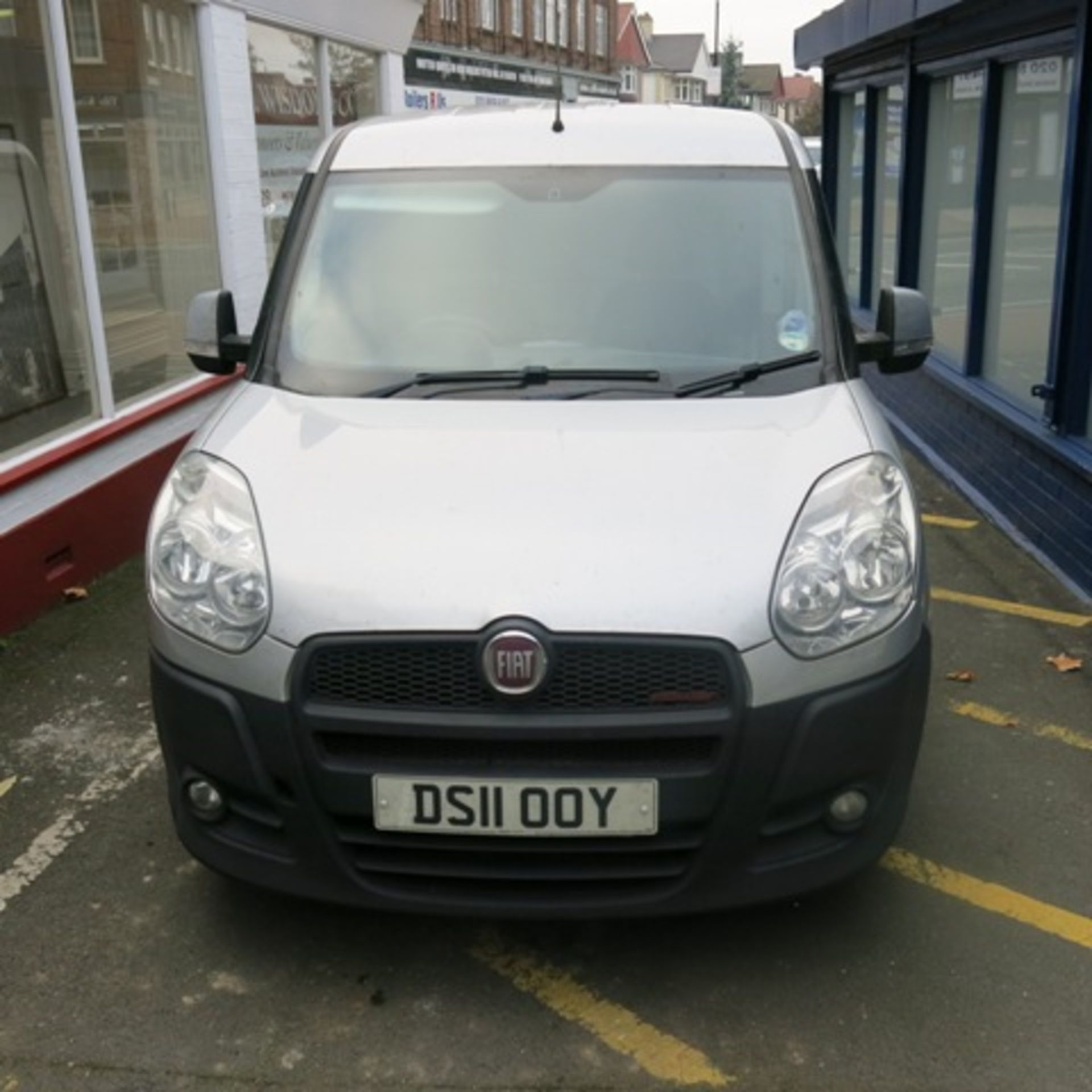 DS11 OOY: Fiat Doblo Silver Panel Van, LGV. Manual 6 Gears, Diesel, 1956cc, Mileage 164,000. 1st - Bild 6 aus 17