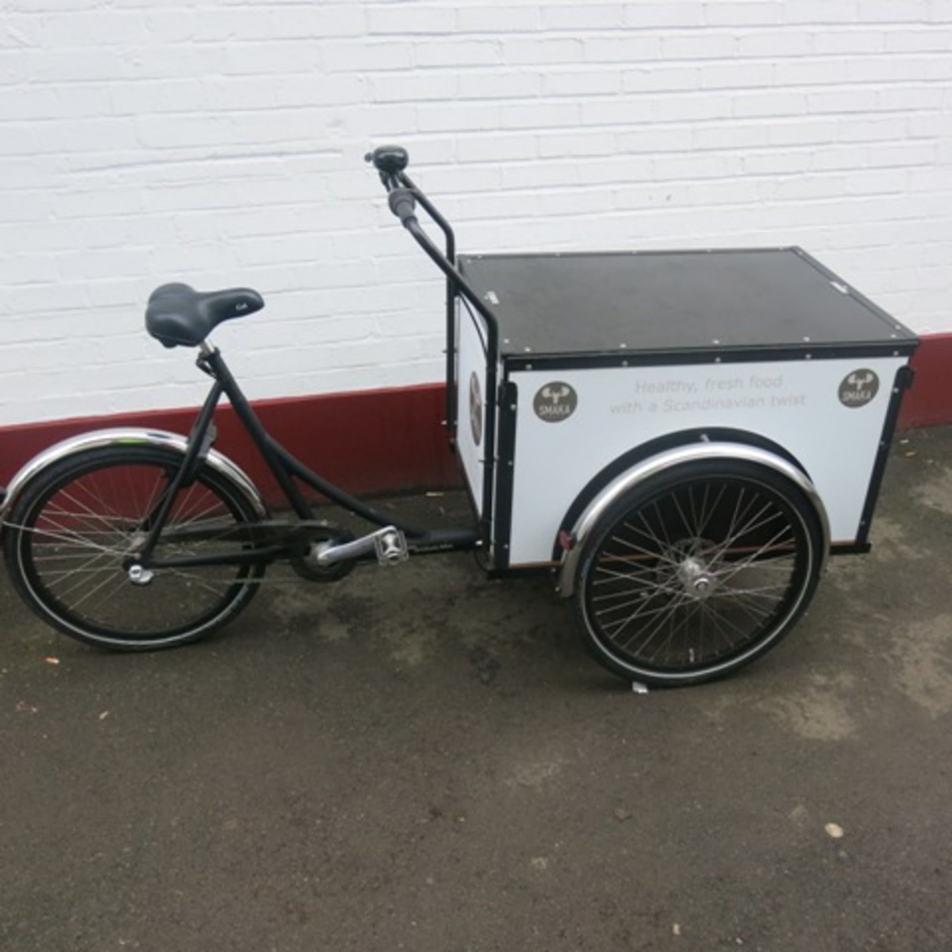 Christiania Bikes P-Box 3 Wheel Tricycle Cargo Delivery Bike in Matt Black Coating. Comes with Nexus