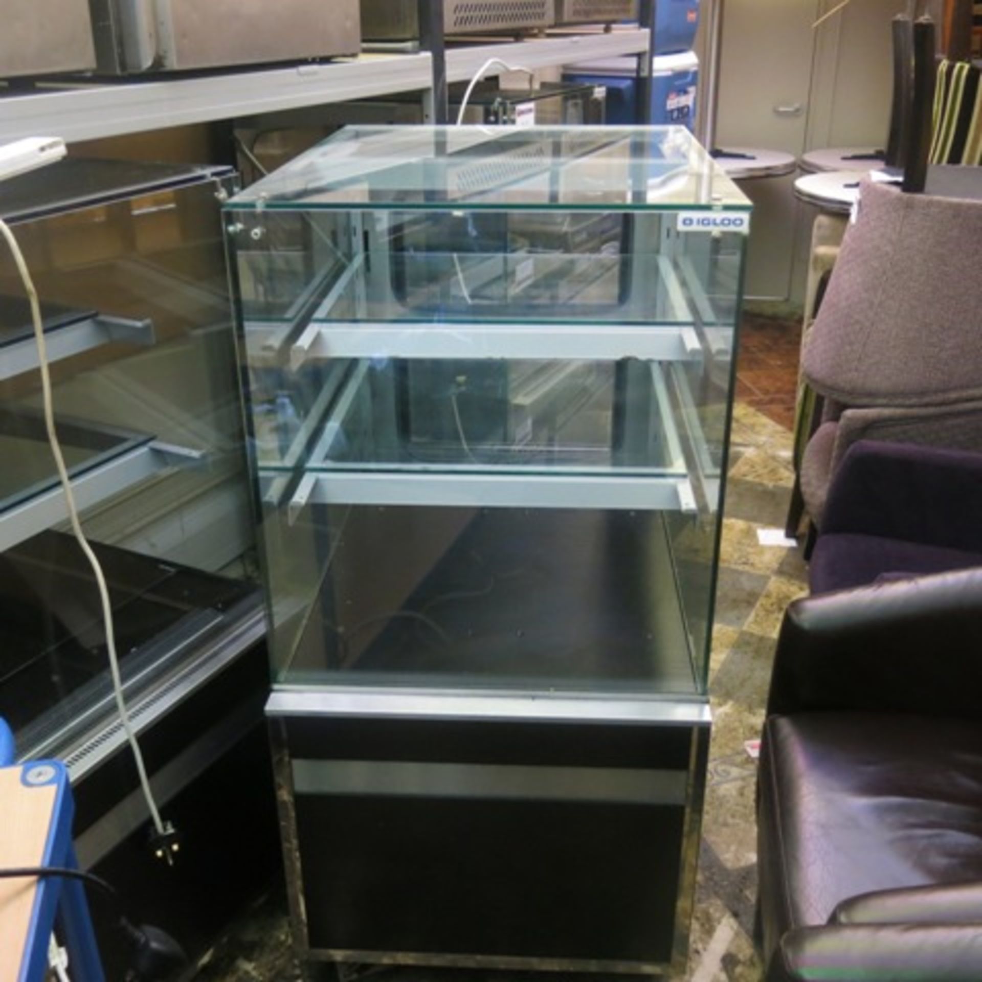 Igloo Refrigerated Glass Display Cabinet with 2 Glass Shelves, Model Gastroline Cube 0.6W. Size (H) - Image 8 of 10