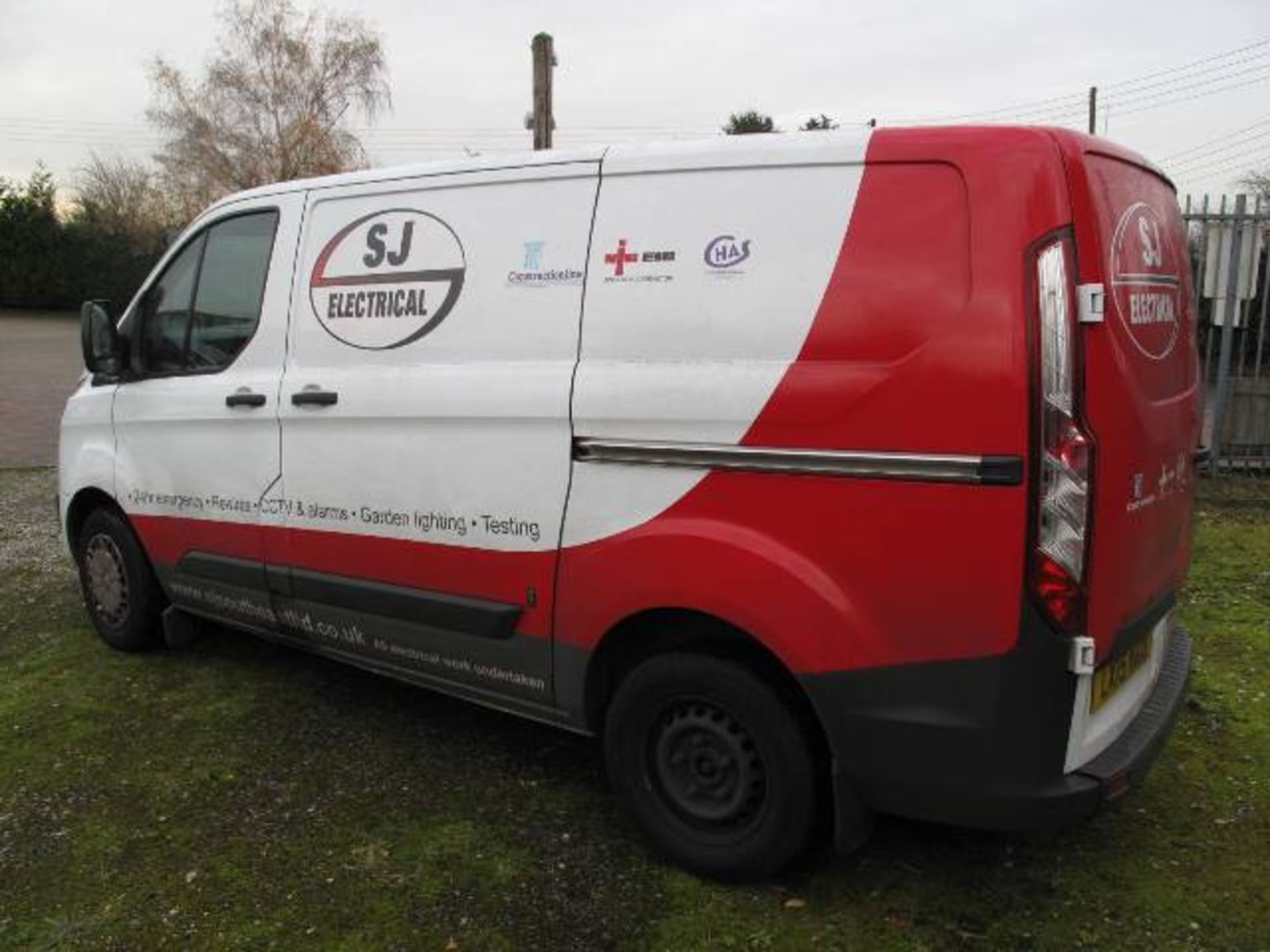 LX15 NZD: Ford Transit Custom 270 Trend - Image 6 of 28