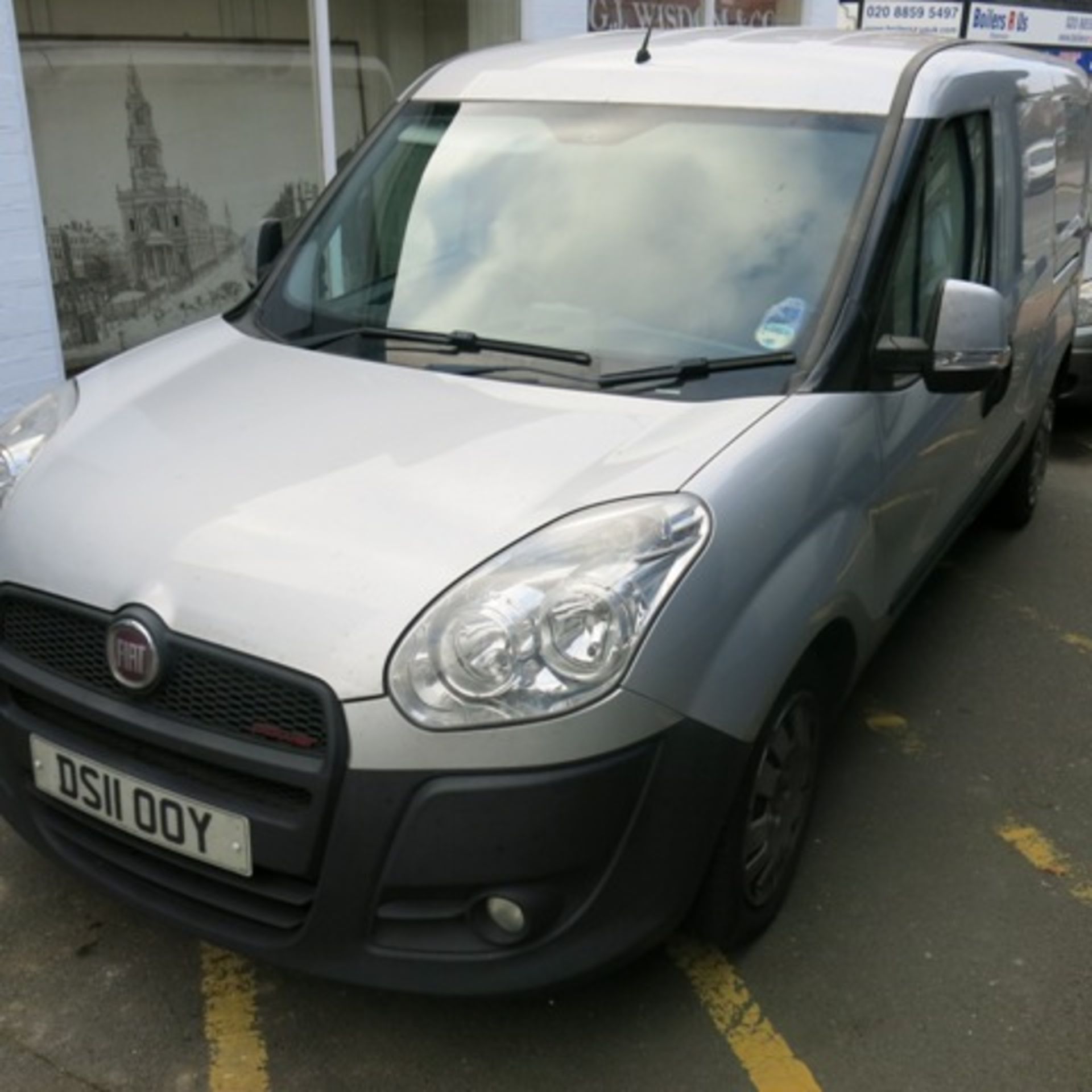 DS11 OOY: Fiat Doblo Silver Panel Van, LGV. Manual 6 Gears, Diesel, 1956cc, Mileage 164,000. 1st - Bild 2 aus 17